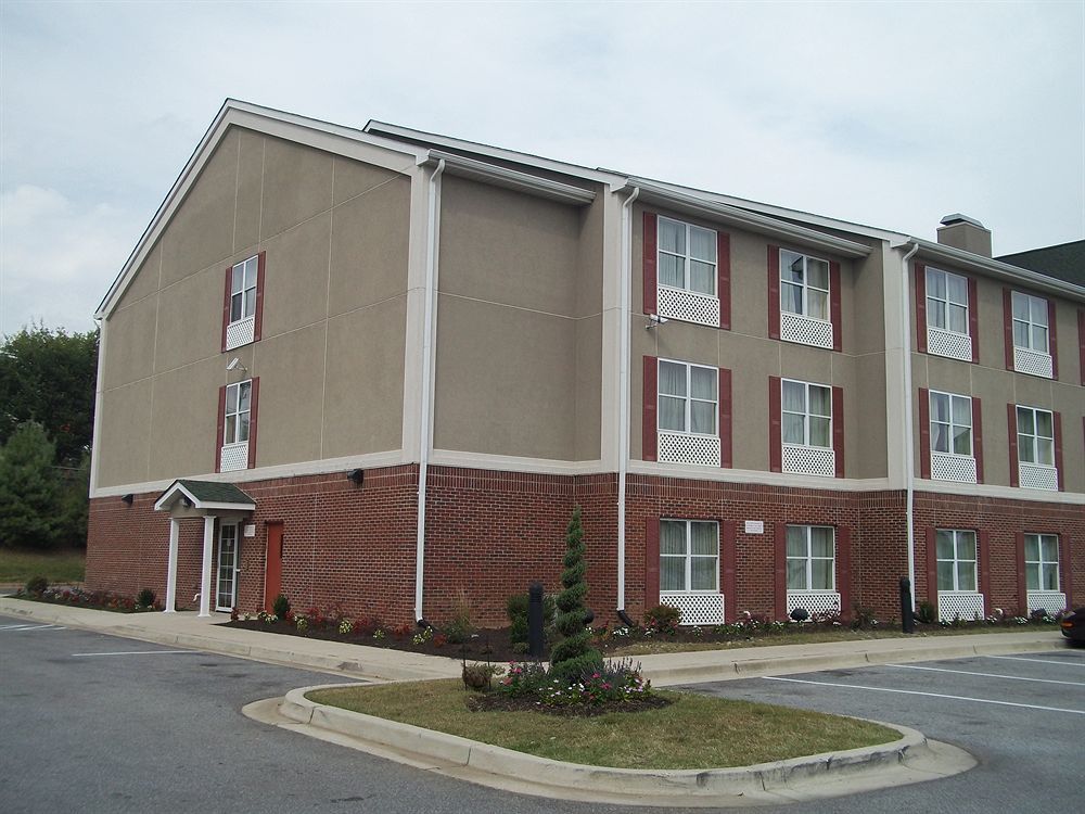 Country Inn & Suites By Radisson, Washington, Dc East - Capitol Heights, Md Екстер'єр фото